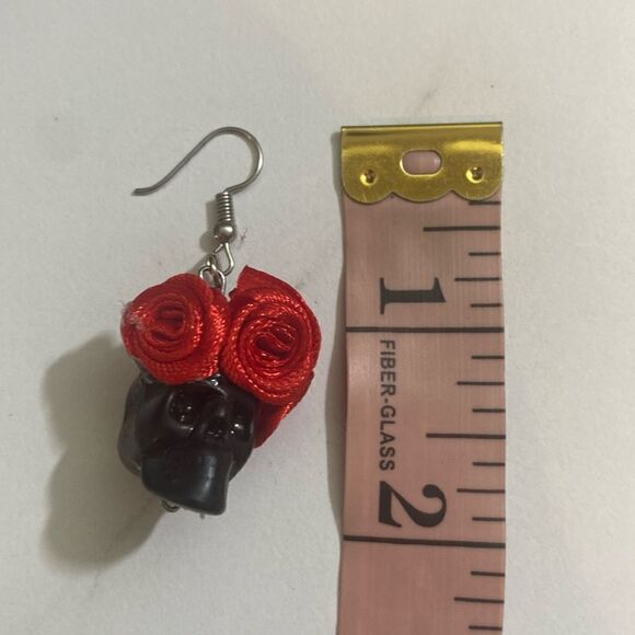 NEW Day of the Dead Drop Earrings Black Skull with Red Rose Flower Crown Tops - Picture 10 of 10